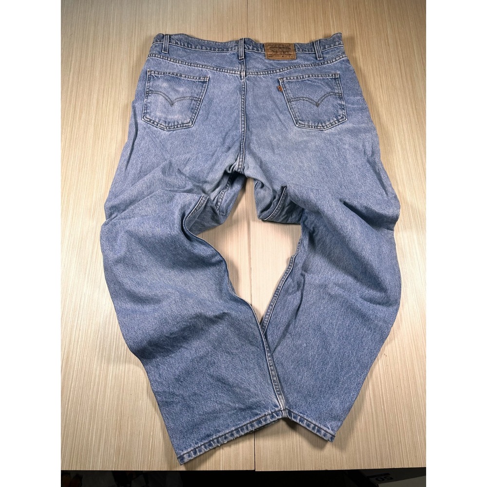Vintage Levi's 550‎ Jeans Mens 42X32 Blue Denim Cotton Relaxed Fit Straight Leg - Picture 2 of 9
